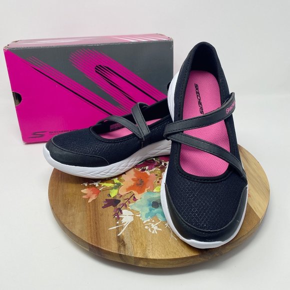 Skechers Girl's Go Run 600 Jazzy Strides, 4.5M - Picture 1 of 7